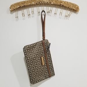 Tommy Hilfiger Brown/Tan Wristlet